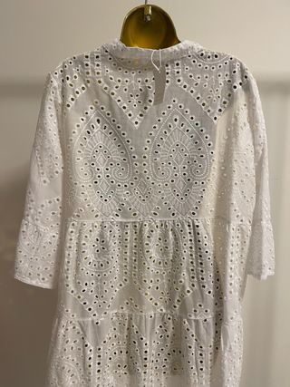 Vestido branco verão bordado