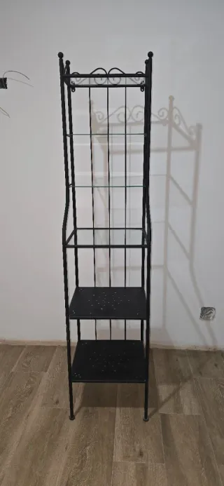 Scaffale in ferro battuto e vetro 'RITIRA A VALDEMORO'