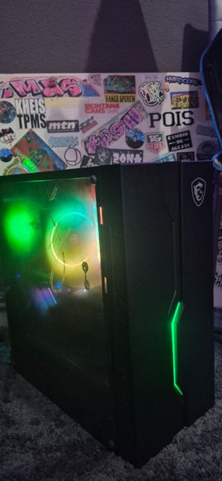 Torre PC Gaming MSI , raton y teclado