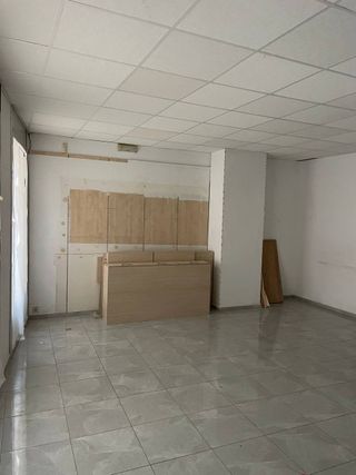 Local en Montornès del Vallès