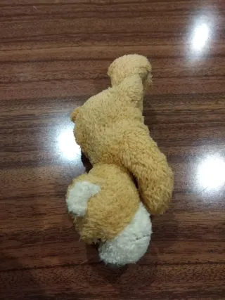 Peluche Nici com íman nas patas