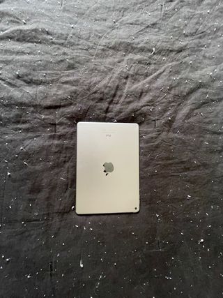 iPad Air 2 Plata con Teclado y Funda