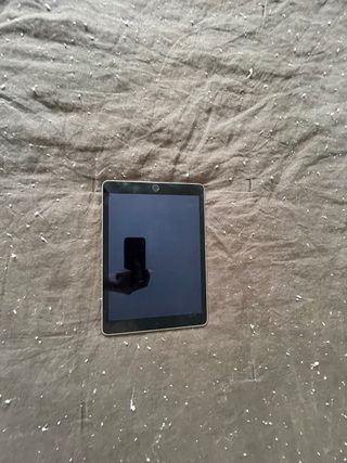 iPad Air 2 Plata con Teclado y Funda