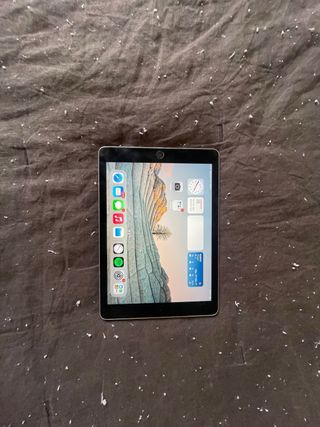 iPad Air 2 Plata con Teclado y Funda