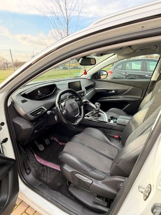 Peugeot 3008 2019 Gasolina – Perfecto estado