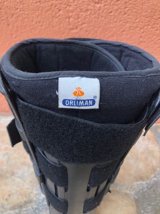 Bota ortopédica negra