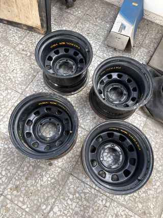 4 Llantas Nissan Patrol et -44 35x12,5x15