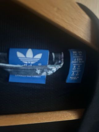 Chaqueta Adidas Estampado Floral