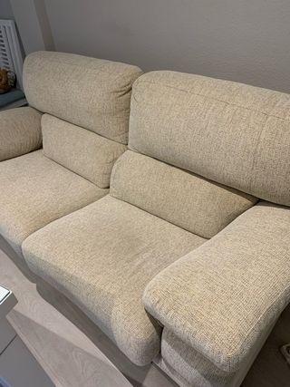 Sofá 3 plazas + relax. Tela anti manchas.