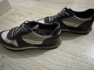 Zapatillas Bimba y Lola Gris y Plateadas