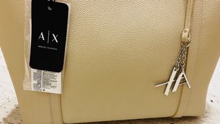 Bolso shopper Armani Exchange logo charm