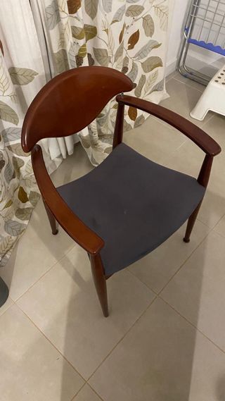 Mesa comedor extensible y 4 sillas