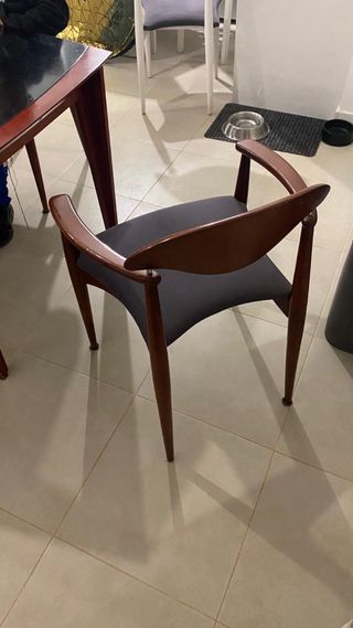 Mesa comedor extensible y 4 sillas