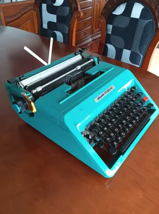 Olivetti Studio 45 Máquina de Escribir Turquesa