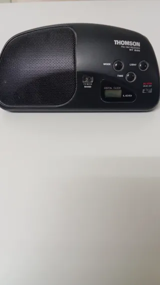 Radio Despertador Thomson RT 200