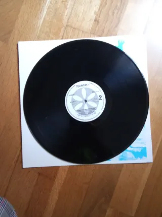 Vinilo 3 LP A Túa Caixa Regálache a Nosa musica