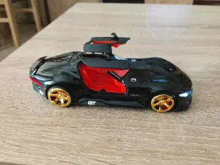 Coche de juguete Mercedes negro