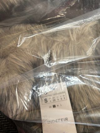 Cazadora efecto piel con cuello pelo S y M