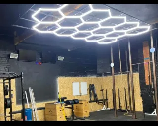 Fontanero electricista y pintura 695606846