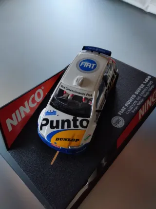 Coche Scalextric Fiat Punto Super 1600