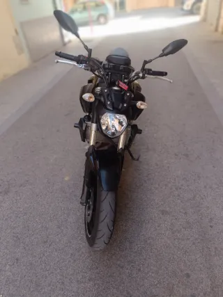 Yamaha MT-07 Negra Moto Naked