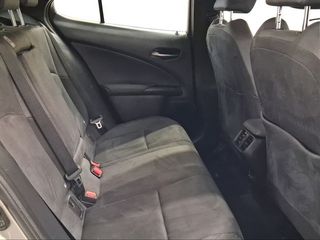 Lexus UX 2.0 250h Premium