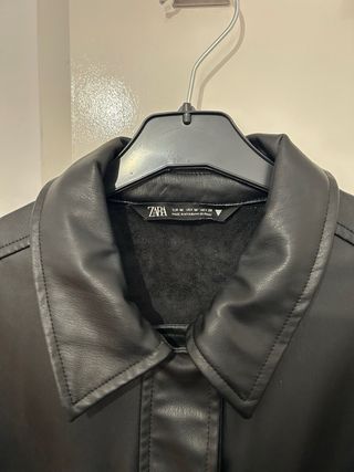 Camisa Zara piel negra M