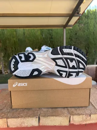 Asics Gel Kayano 14 Talla 43 Gris/Blanco