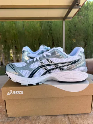 Asics Gel Kayano 14 Talla 43 Gris/Blanco