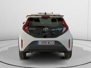 Toyota Aygo X Cross x-play