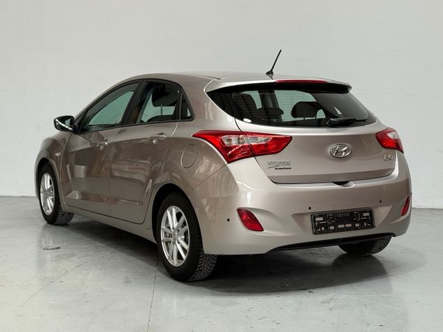 Hyundai i30 2016