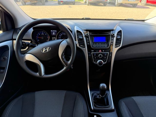 Hyundai i30 2016