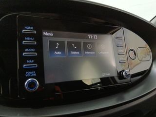 Toyota Aygo X Cross x-play