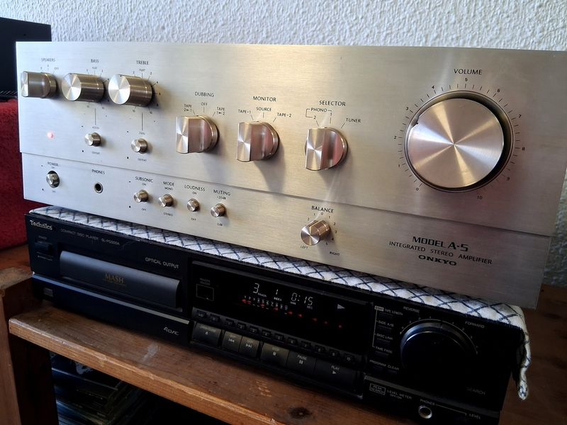 Amplificador Vintage Onkyo A-5 afbeelding 3