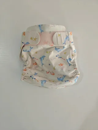 Pañal de tela para bebé con diseño marino