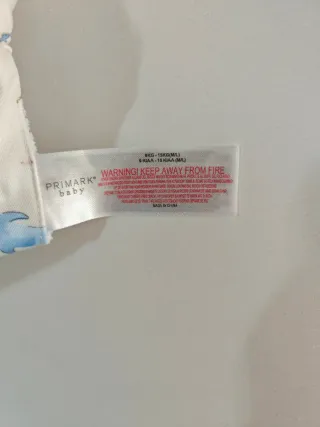 Pañal de tela para bebé con diseño marino