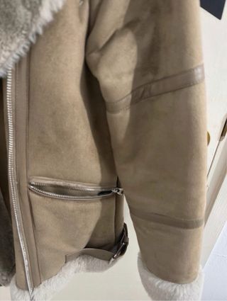 Cazadora ante Pull&Bear beige