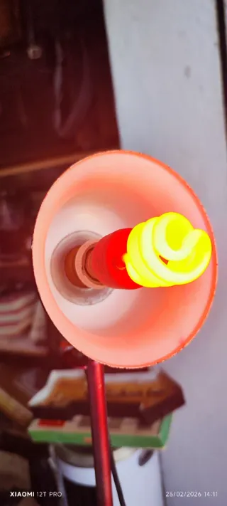 Lámpara de pie industrial antigua