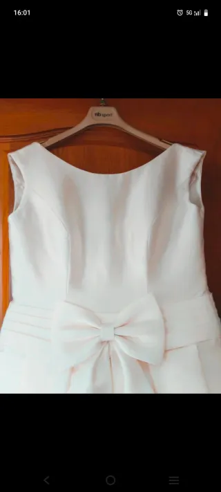 Vestido de Novia Talla 38-40 Marca ROSA CLARá