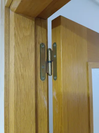 Puerta doble madera con cristal