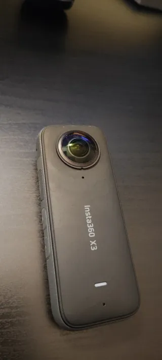 Cámara Insta360 X3