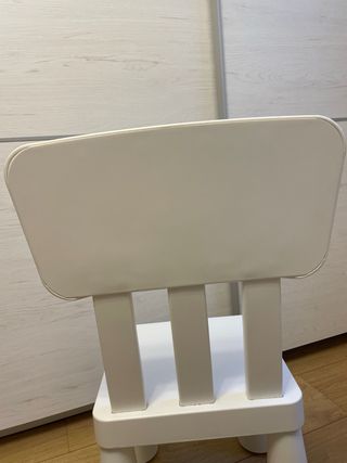 Silla infantil blanca Ikea