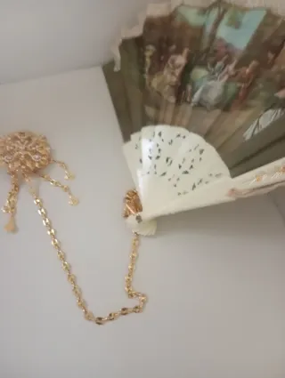 Broche dorado con colganty pedrería Para palmito