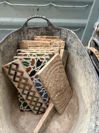 Azulejos antiguos decorados