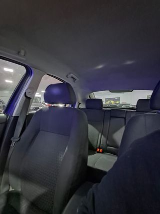 FORD Mondeo 1.8i 16v Futura