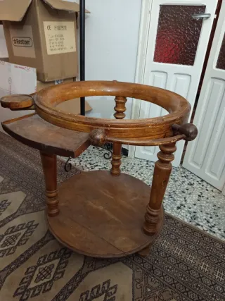 Lavabo antiguo de madera
