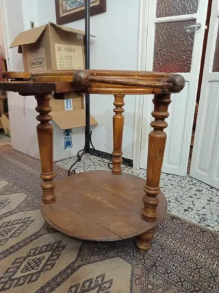 Lavabo antiguo de madera