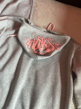 Conjunto deportivo gris y rosa talla S