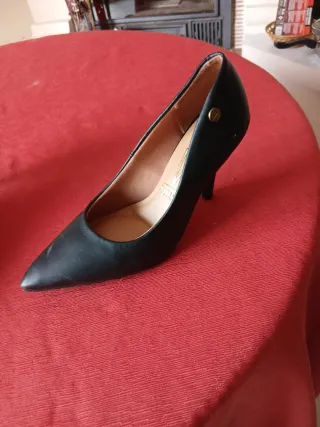Zapatos de tacón Vizzano negros