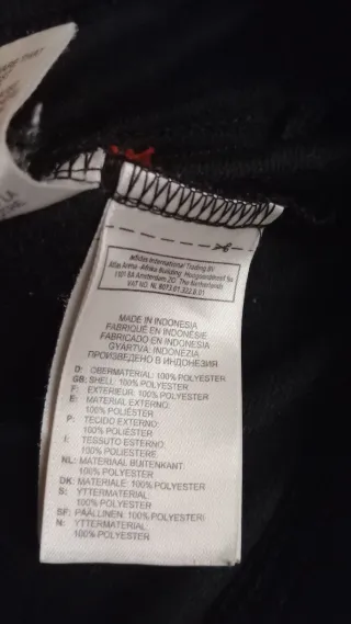 Felpa Adidas nera e rossa